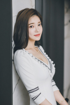 车后座挺进朋友人妻女友